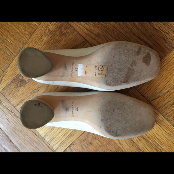 Barely worn cos heel - Picture 2 of 4